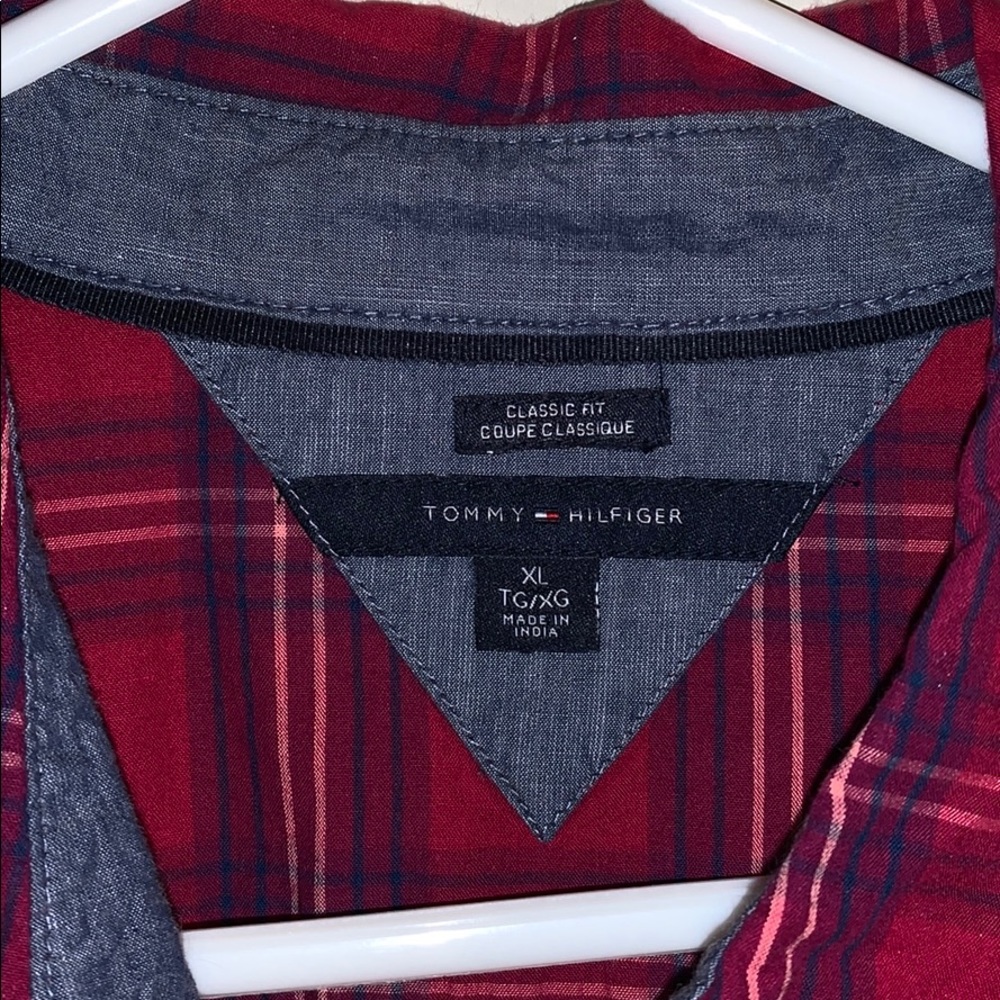 Women’s Tommy Button Up